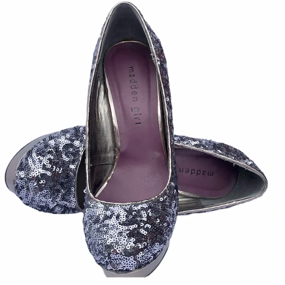 MADDEN GIRL “Trebek” Sequins Platform Heels SZ-7